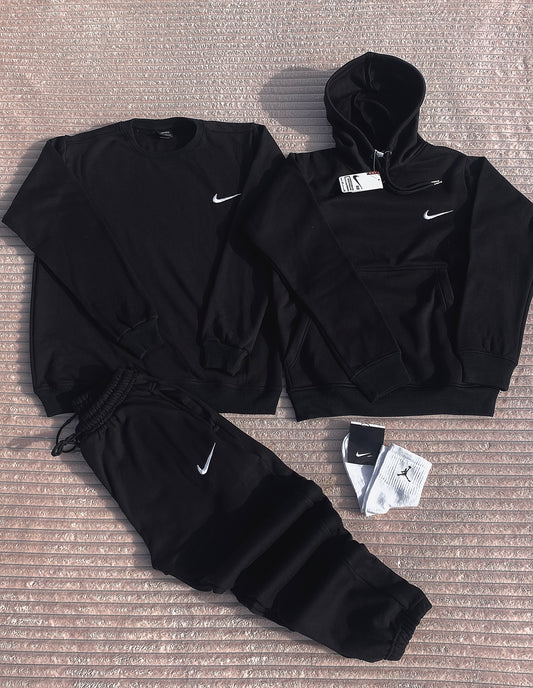 Ensemble Nike Brodé Oversized 4 Pièces